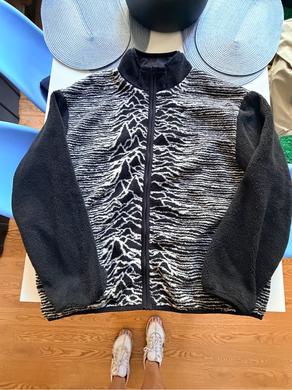 Pleasures x Joy Divison unknown pleasures fleece zip up sweater